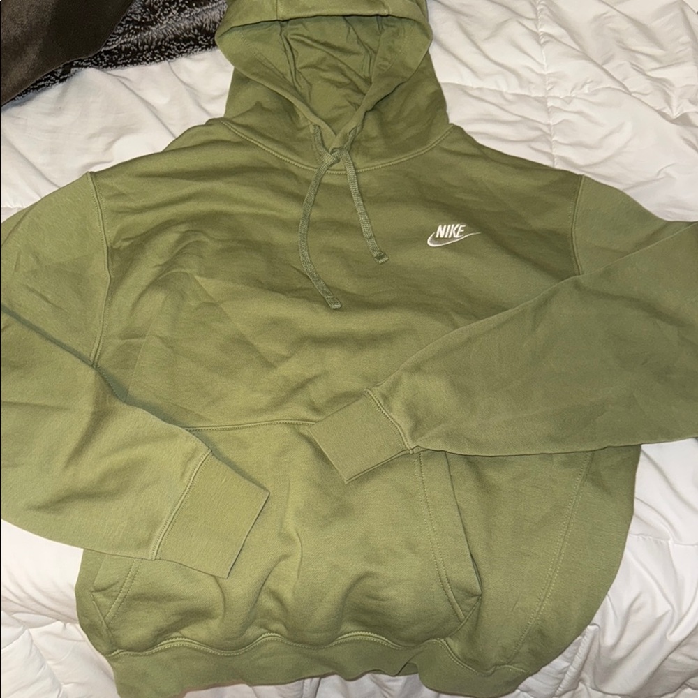 Barely worn- Nike Sage Green Pullover Hoodie